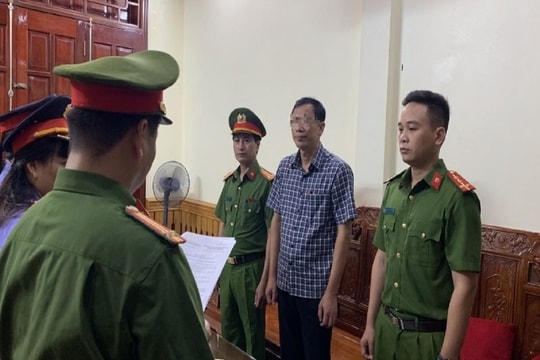 Khai trừ ra khỏi Đảng Hiệu trưởng Trường Cao đẳng Công nghiệp Thanh Hóa