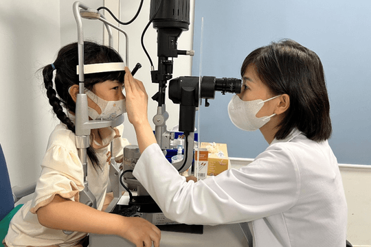 Chẩn đoán và điều trị sớm bệnh loạn thị ở trẻ nhỏ