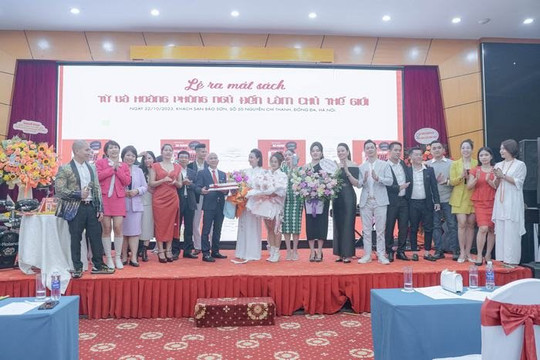 'Từ bà hoàng phòng ngủ đến làm chủ thế giới' – Câu chuyện truyền cảm hứng về tình yêu và hạnh phúc