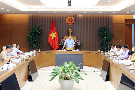 Khắc phục hậu quả, di dân ra khỏi khu vực nguy hiểm