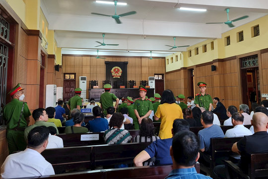 Tiếp tục hoãn xét xử vụ án nguyên Phó Bí thư Tỉnh đoàn Yên Bái