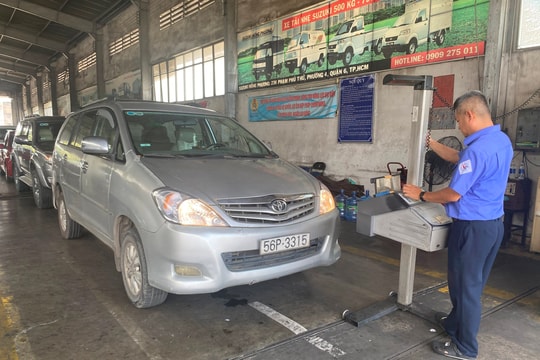 Các Trung tâm đăng kiểm ở TP.HCM có nguy cơ quá tải dịp cuối năm