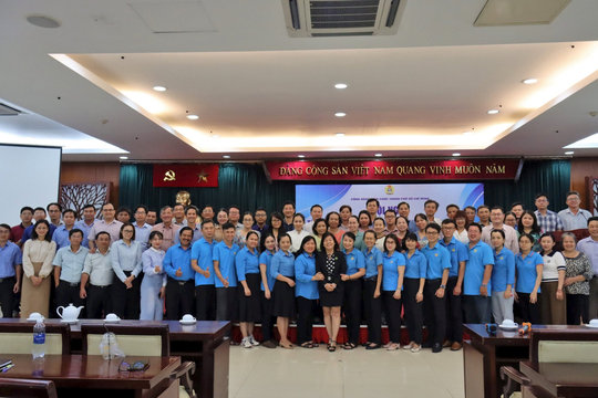 TP.HCM: T ập huấn công tác tuyên giáo và chính sách pháp luật cho cán bộ công đoàn cơ sở 