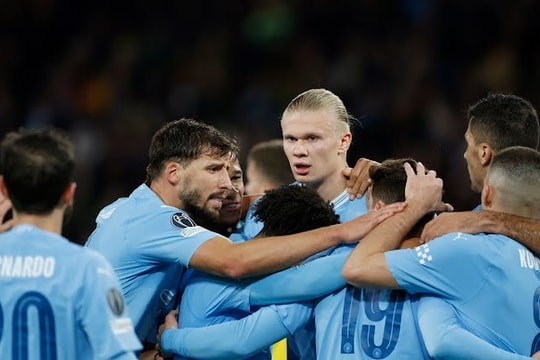 Man City phô diễn sức mạnh vòng bảng Champions League