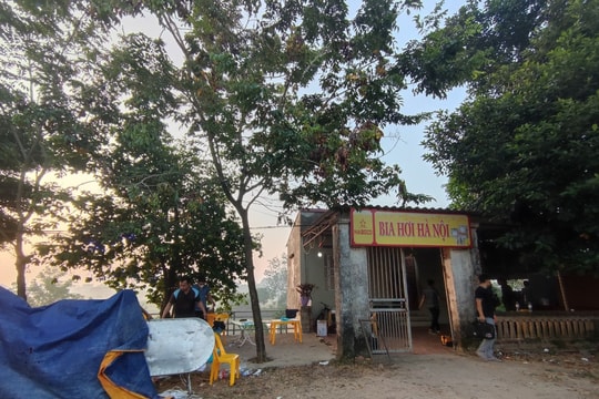 Thách nhau “mỗi người một dao” trên bàn nhậu, 1 người mất mạng
