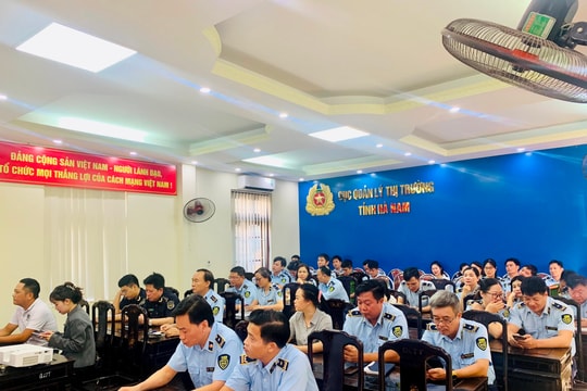 Tập huấn phân biệt hàng hoá giả mạo sở hữu trí tuệ và hàng chính hãng