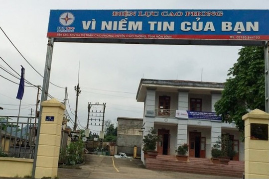 Bắt tạm giam Giám đốc điện lực Cao Phong
