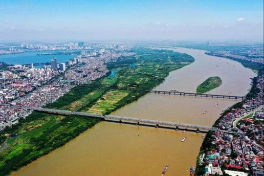 Hà Nội: Cấm luồng một đoạn sông Hồng qua Hoàng Mai, Thanh Trì