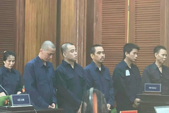 Vợ chồng, anh em cùng nhận án tử