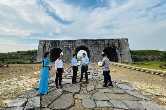 Lần đầu tiên khai quật khảo cổ chân móng Di sản Thành Nhà Hồ