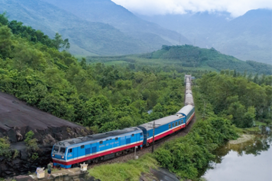 Lập báo cáo nghiên cứu tiền khả thi dự án xây dựng tuyến đường sắt Lào Cai - Hà Nội - Hải Phòng