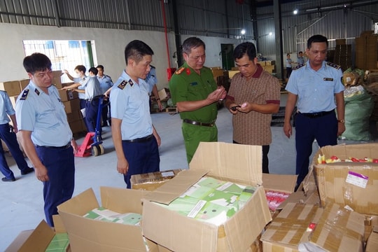 Hà Nam: Thu giữ 108 nghìn sản phẩm thuốc lá điện tử không rõ nguồn gốc, xuất xứ