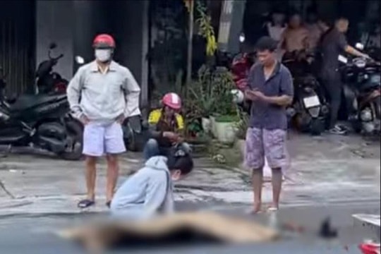 Đồng Nai: Xe tải mất lái tông 2 người thương vong