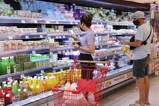 Trong 10 tháng tổng mức bán lẻ hàng hóa tăng hơn 9%