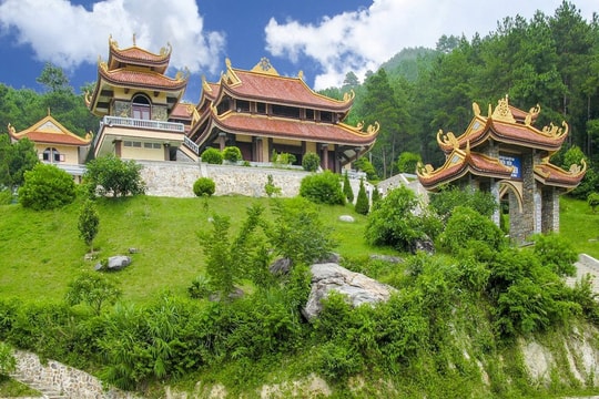 Đề nghị làm rõ lý do xây dựng tượng Phật hơn 500 tỉ đồng ở Vĩnh Phúc