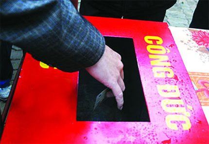 Kiểm tra việc mở tài khoản, thu chi tiền công đức trên toàn quốc
