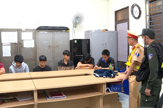 Khởi tố “quái xế” đua xe, đưa clip lên TikTok