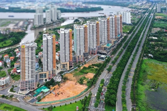 Thị trường ảm đạm, giá bất động sản vẫn không giảm mạnh