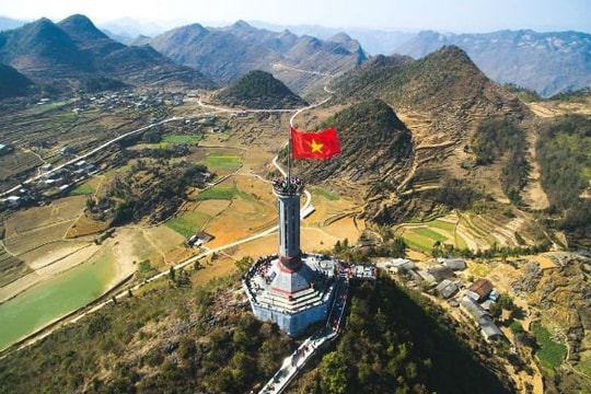 Phê duyệt đề án thu phí tham quan Cao nguyên đá Đồng Văn