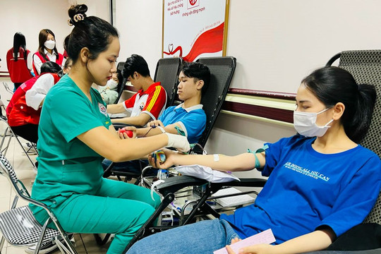 Để thiếu máu điều trị, sẽ xem xét kỷ luật