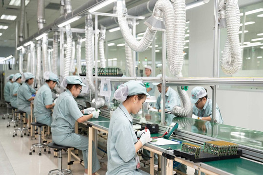 Doanh thu công nghiệp ICT 10 tháng đạt 113,8 tỷ USD