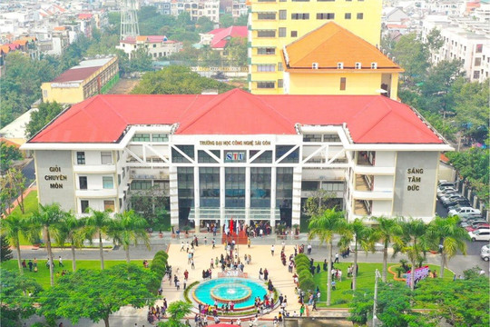 Yêu cầu 2 trường đại học dân lập khẩn trương chuyển đổi sang loại hình trường đại học tư thục