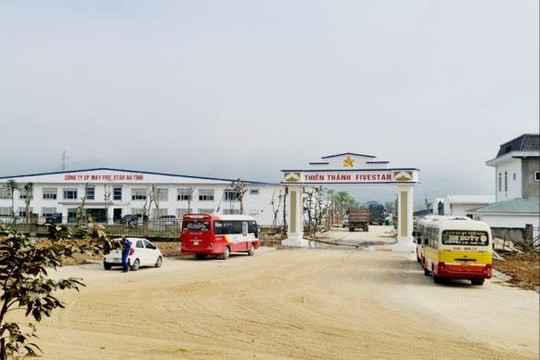 Hà Tĩnh: Công ty may tạm dừng hoạt động vì thiếu đơn hàng