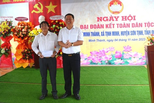 Chủ nhiệm UBKT Tỉnh ủy Quảng Ngãi dự ngày hội Đại đoàn kết tại Khu dân cư