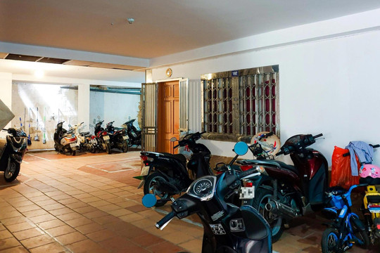 Hà Nội cấm sạc pin xe điện qua đêm tại chung cư mini