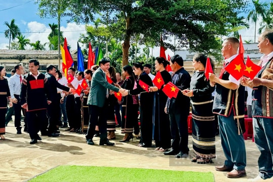 Tổng Thư ký Quốc hội tham dự Ngày hội Đại đoàn kết toàn dân tộc tại Đắk Lắk