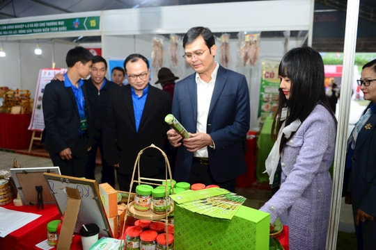 43 nhà nông trẻ xuất sắc nhận giải thưởng Lương Định Của 2023