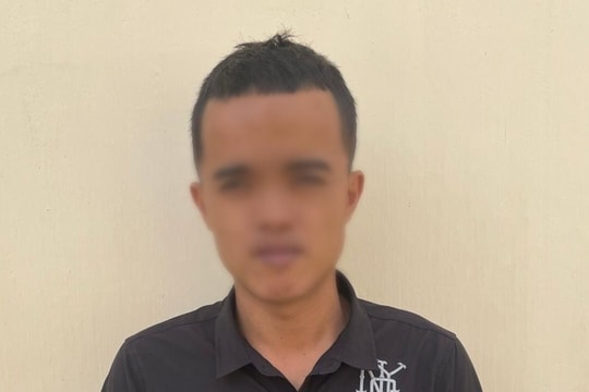 Khởi tố nhân viên bán xăng lấy trộm tiền