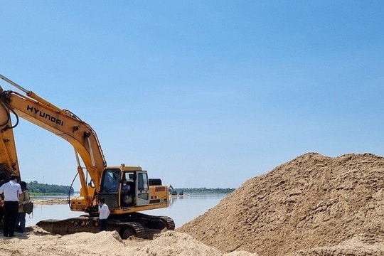 Hà Nội đấu giá thành công 3 mỏ cát, thu về gần 1.700 tỷ đồng