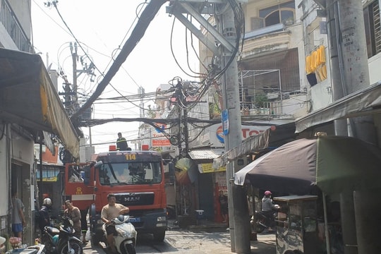 TP.HCM: Nghi vấn nam thanh niên tâm thần phóng hoả đốt nhà