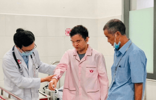 Điều trị thành công ca dị dạng mạch máu tủy