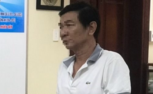 Bắt tạm giam đối tượng làm giả con dấu