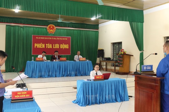 Tăng cường phổ biến pháp luật từ những phiên tòa xét xử lưu động