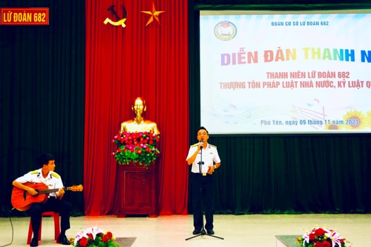 Thanh niên Lữ đoàn 682 thượng tôn pháp luật Nhà nước và kỷ luật Quân đội