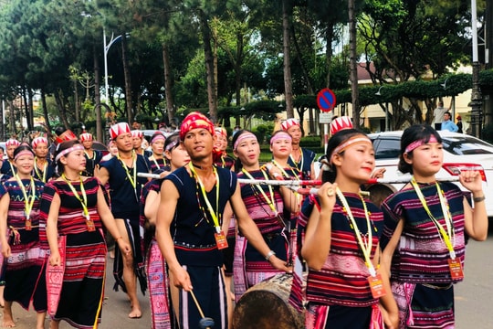Đặc sắc lễ hội đường phố “Festival văn hóa cồng chiêng Tây Nguyên - 2023”