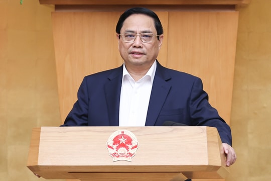 Thủ tướng: Cần cả giải pháp tình thế và giải pháp căn cơ trước các khó khăn, vướng mắc pháp lý