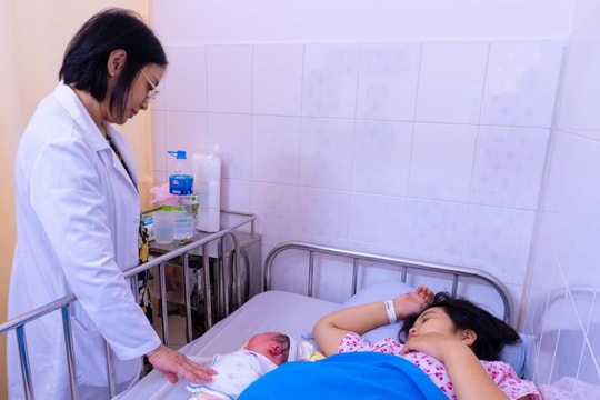 Sản phụ 27 tuổi hạ sinh bé trai hơn 6kg