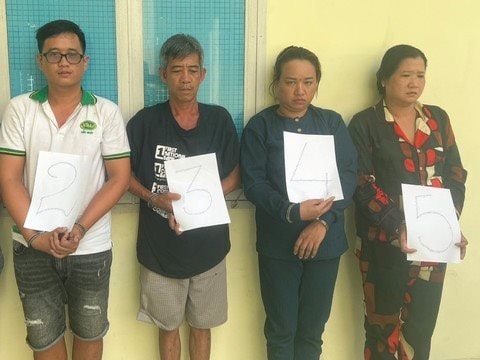 Bắt nhiều đối tượng chặn xe, gây sự lấy tiền bảo kê