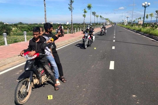 Khởi tố hai thanh niên dùng ná cao su bắn vào lực lượng Công an