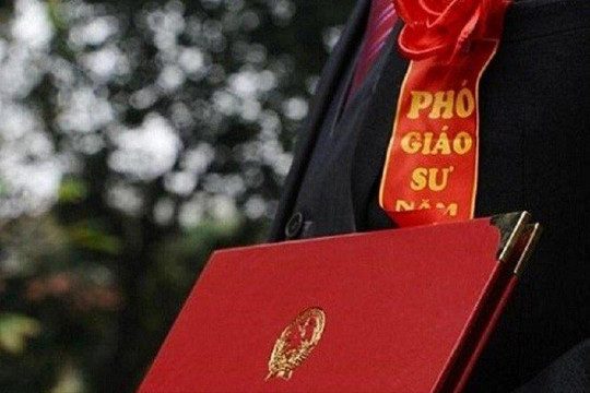 Công nhận đạt tiêu chuẩn chức danh giáo sư, phó giáo sư năm 2023