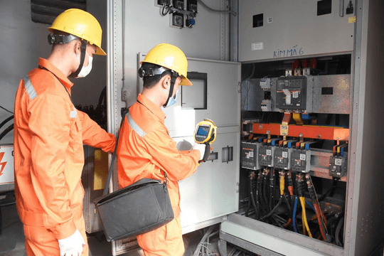 Đề xuất giá điện bậc thang mới cao nhất hơn 3.600 đồng/kWh