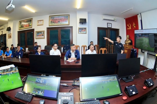 Lớp trọng tài VAR khóa 2 hoàn thành chương trình đào tạo