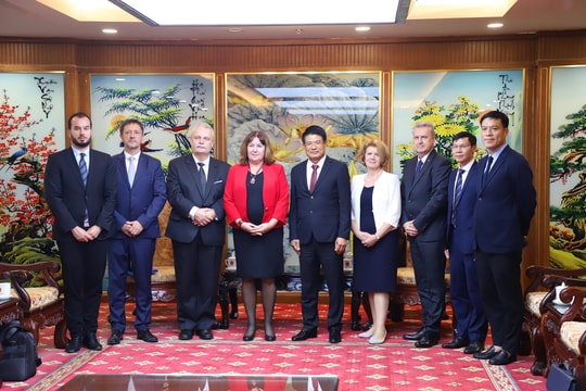 Lãnh đạo VKSND tối cao tiếp Phó Chánh án Tòa án tối cao Hungary