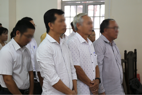 Xét xử nguyên Chủ tịch UBND huyện Xuyên Mộc và đồng phạm