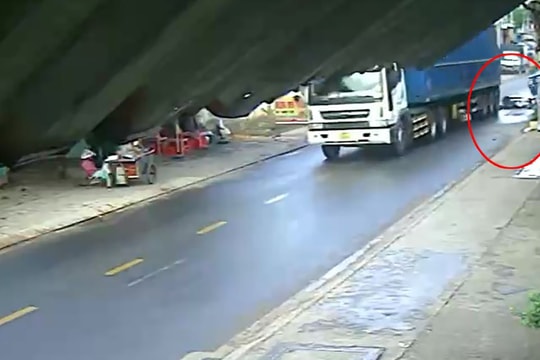 Vụ tai nạn 2 người thương vong ở TP.HCM: Tài xế container có nồng độ cồn