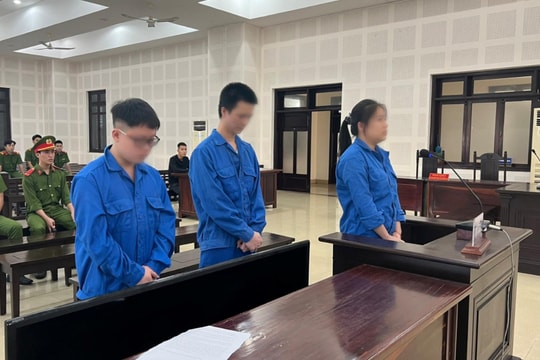 Thuê xe ô tô tự lái rồi liên lạc với chủ xe để chuộc lại